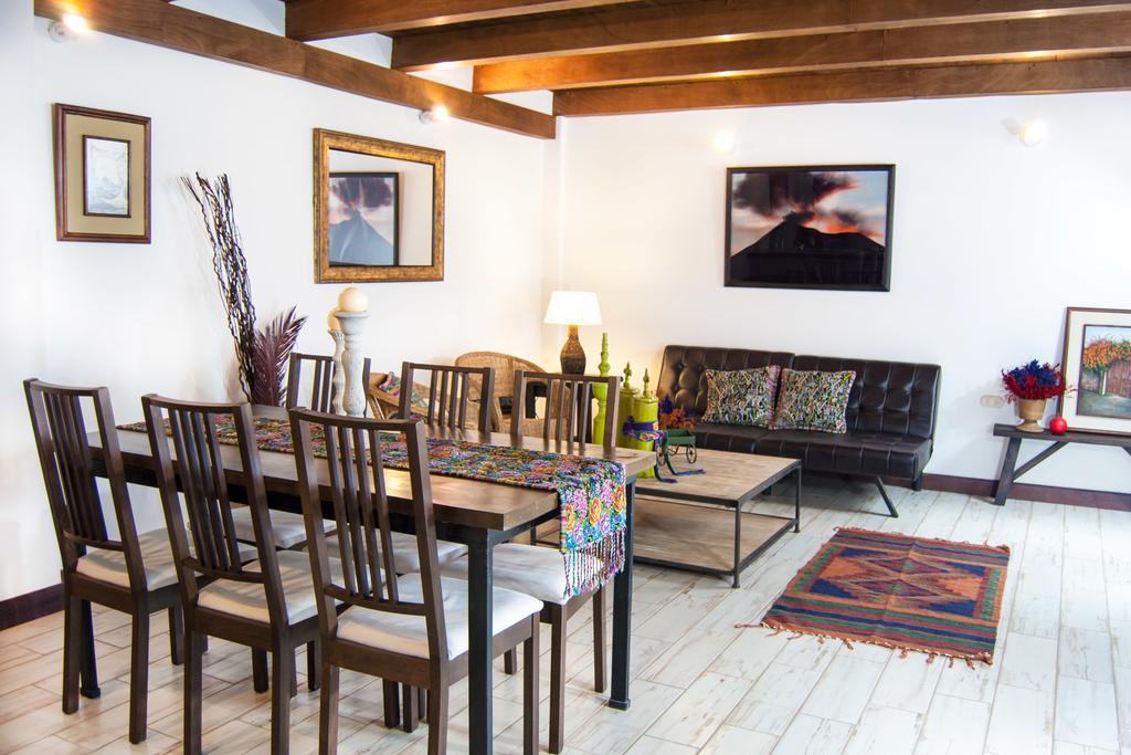 Villas De La Ermita アンティグア・グアテマラ 部屋 写真
